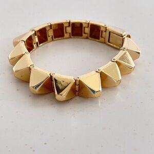Vintage Banana Republic Pyramid Gold Tone 7 Inch Link Bracelet